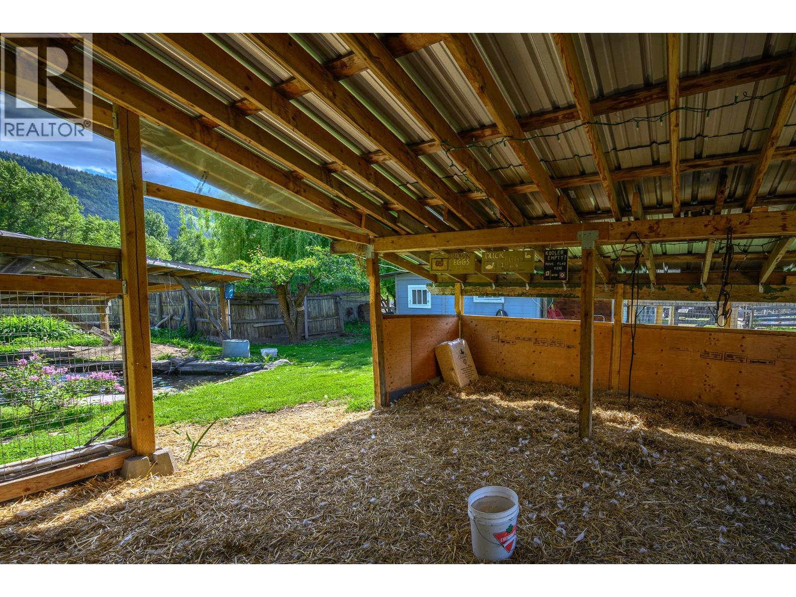 6934 Highway 6, Coldstream, British Columbia  V1B 3H1 - Photo 40 - 10388747