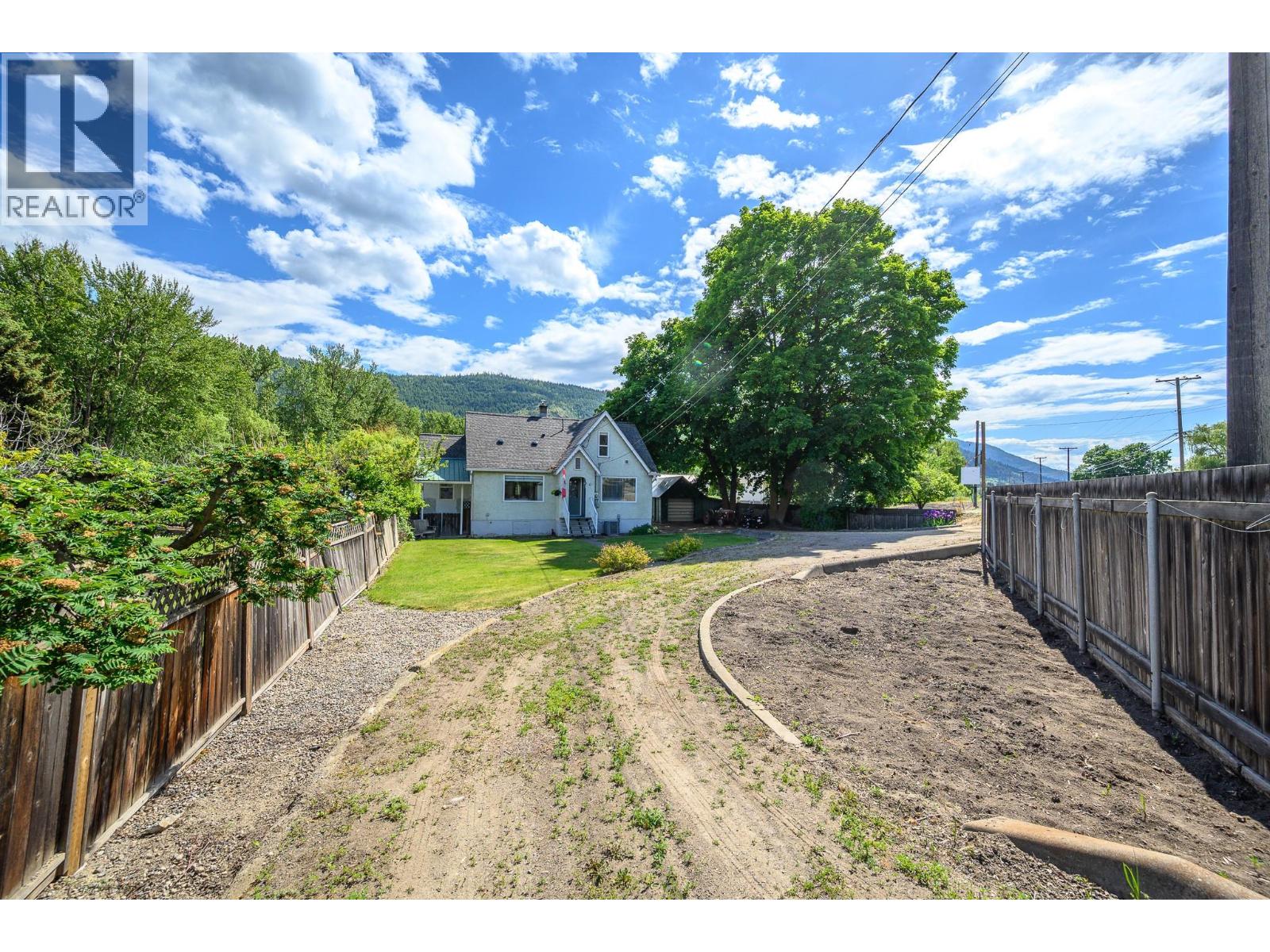 6934 Highway 6, Coldstream, British Columbia  V1B 3H1 - Photo 5 - 10388747
