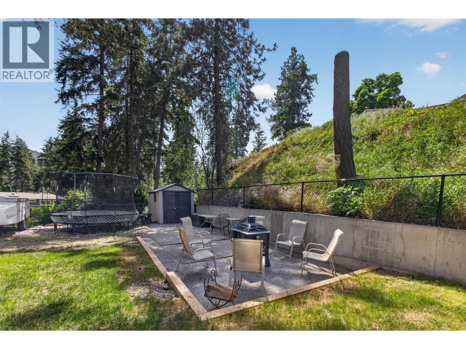 442 Clifton Road N, Kelowna, British Columbia  V1V 1H1 - Photo 54 - 10388813