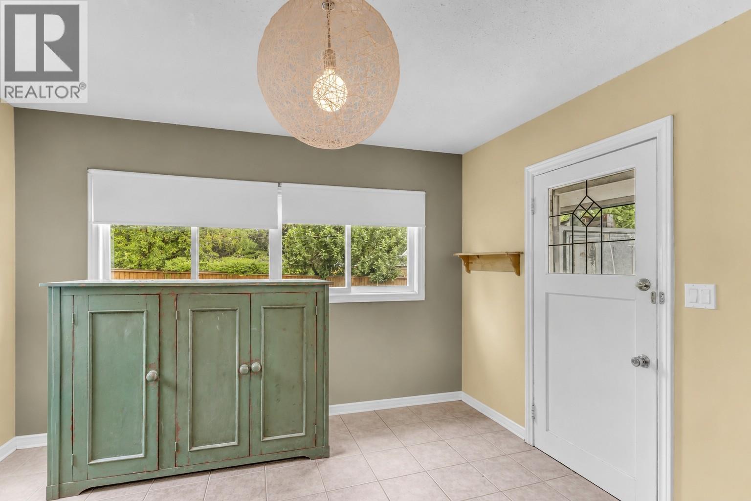 1967 Abbott Street, Kelowna, British Columbia  V1Y 1B8 - Photo 15 - 10388829