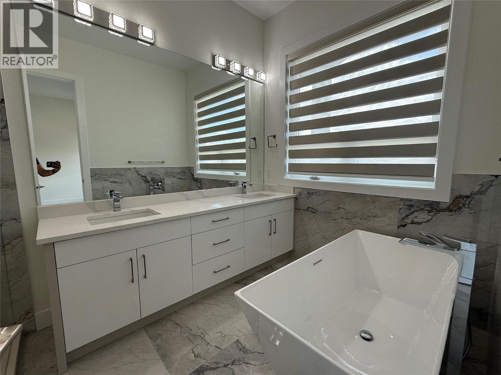 2231 Lavetta Drive, Kelowna, British Columbia  V1P 1R3 - Photo 17 - 10389119