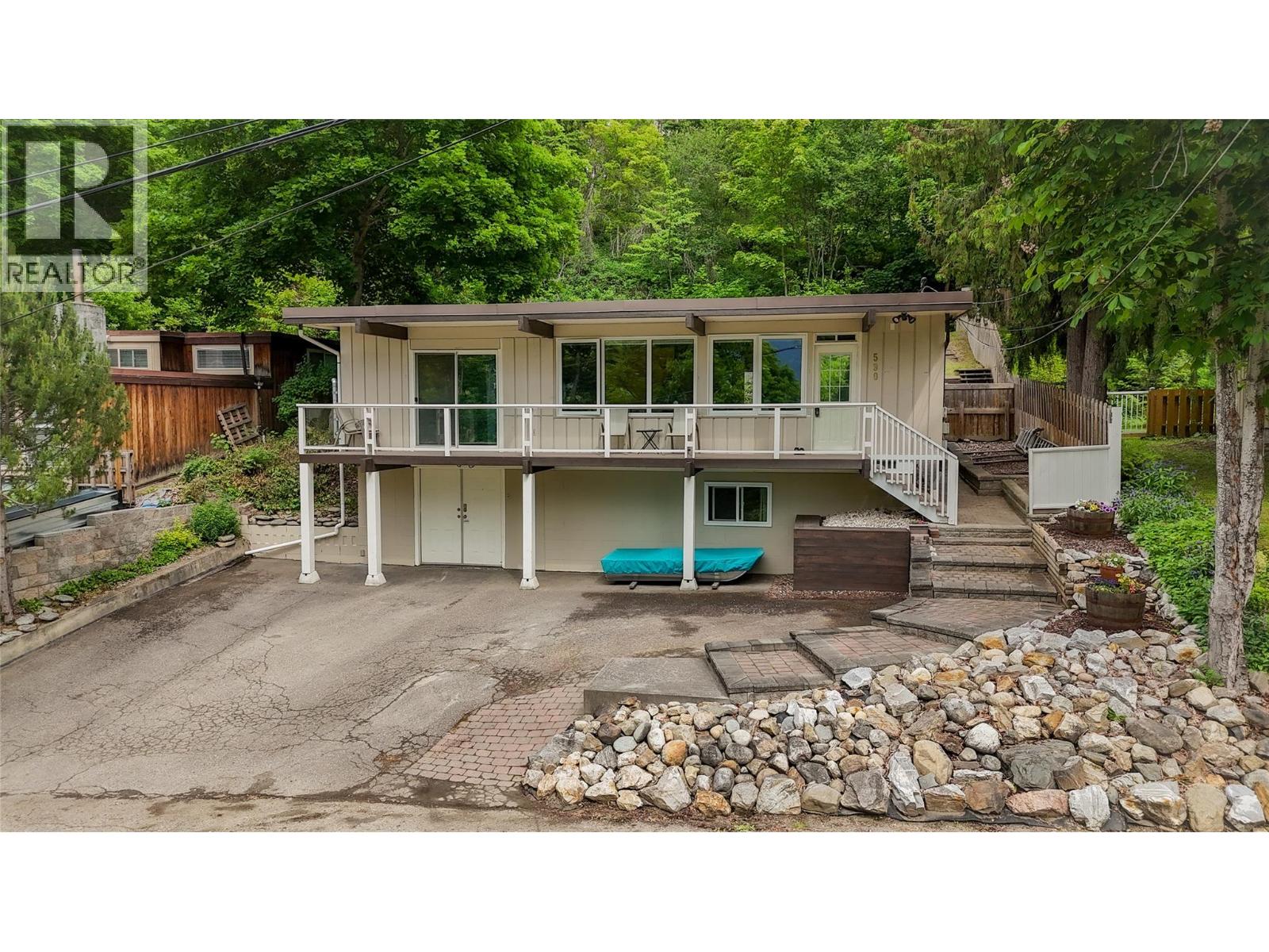590 8 Street Se, Salmon Arm, British Columbia  V1E 4J8 - Photo 32 - 10388764