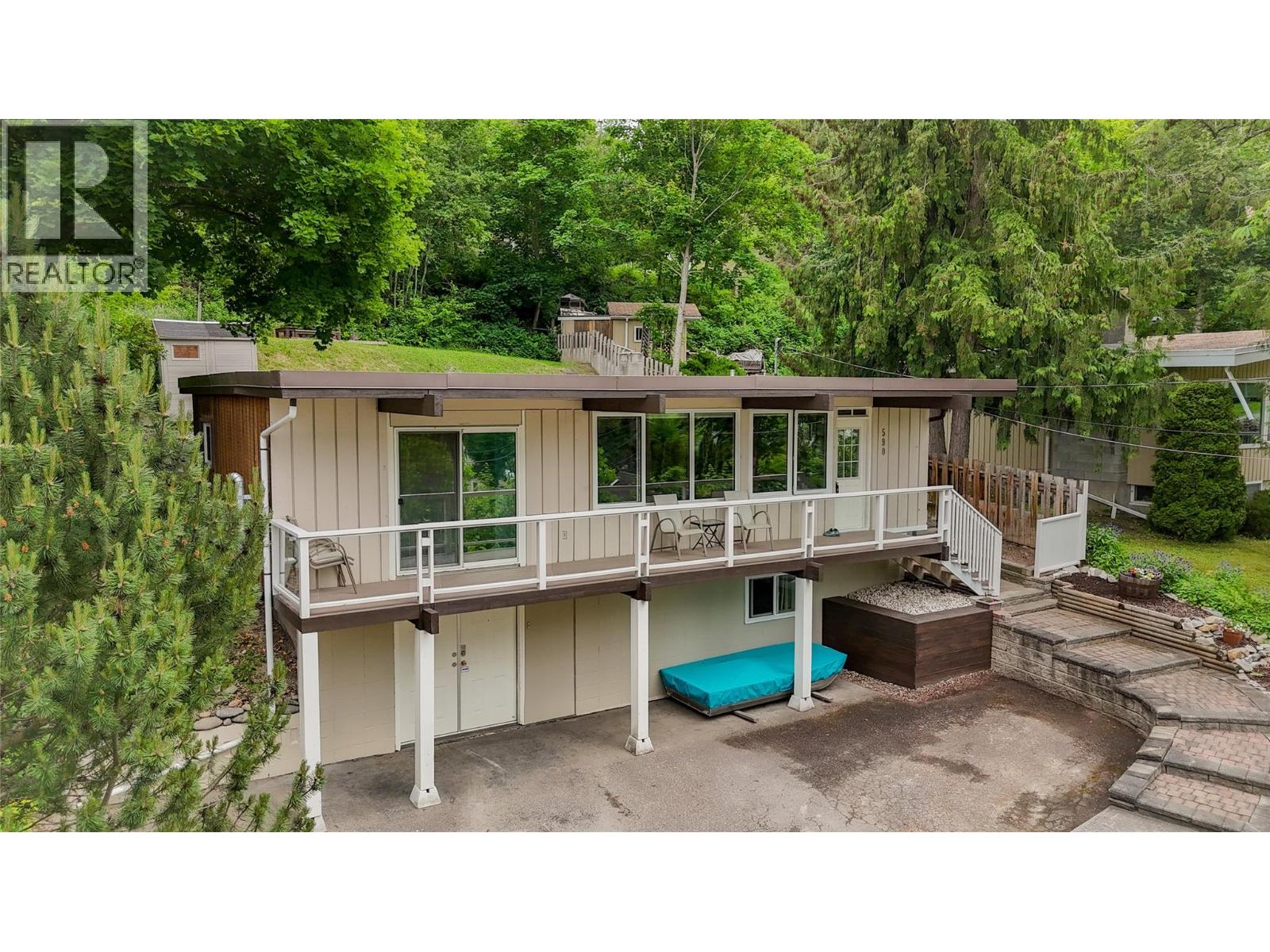 590 8 Street Se, Salmon Arm, British Columbia  V1E 4J8 - Photo 37 - 10388764
