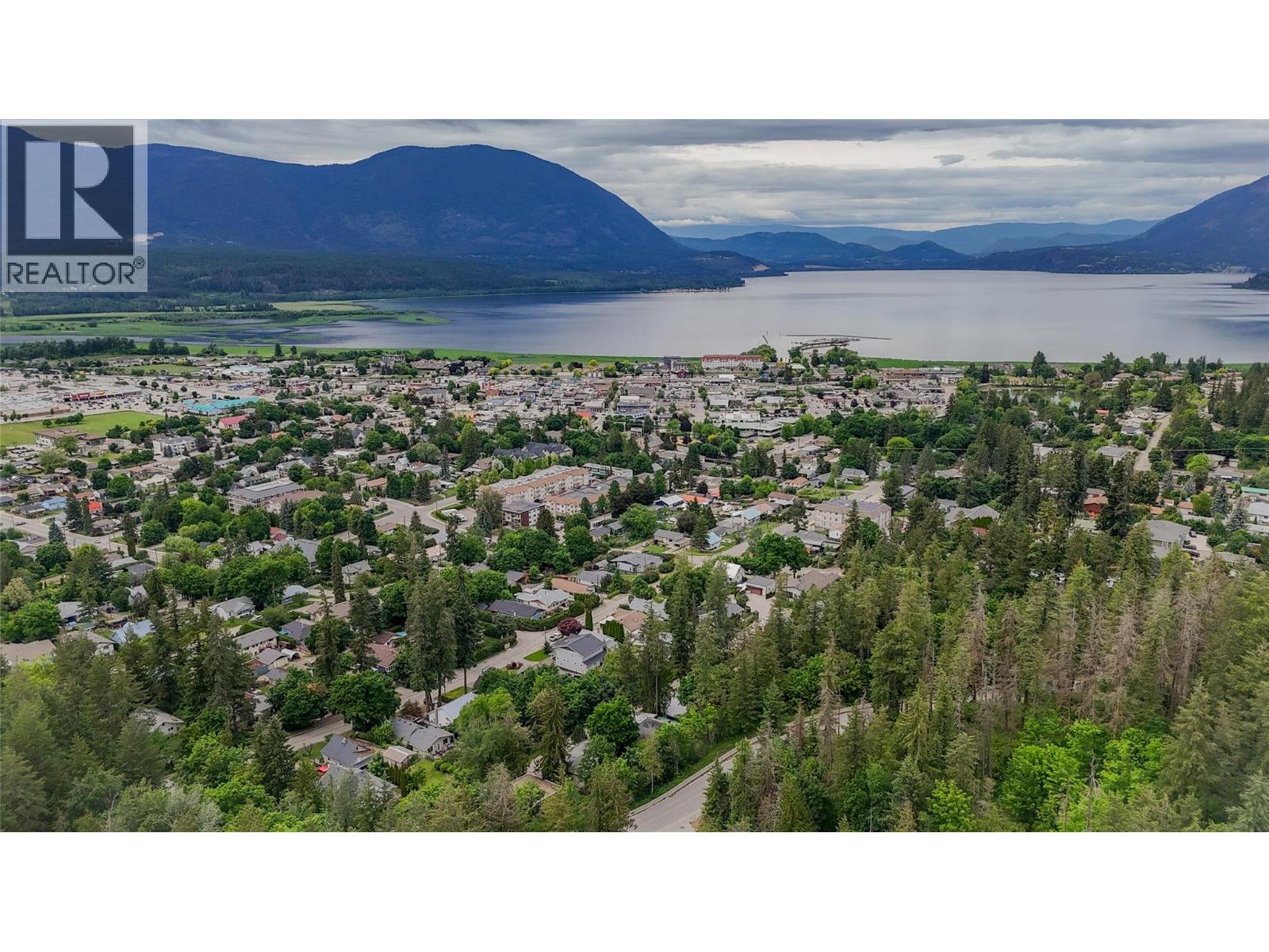 590 8 Street Se, Salmon Arm, British Columbia  V1E 4J8 - Photo 39 - 10388764