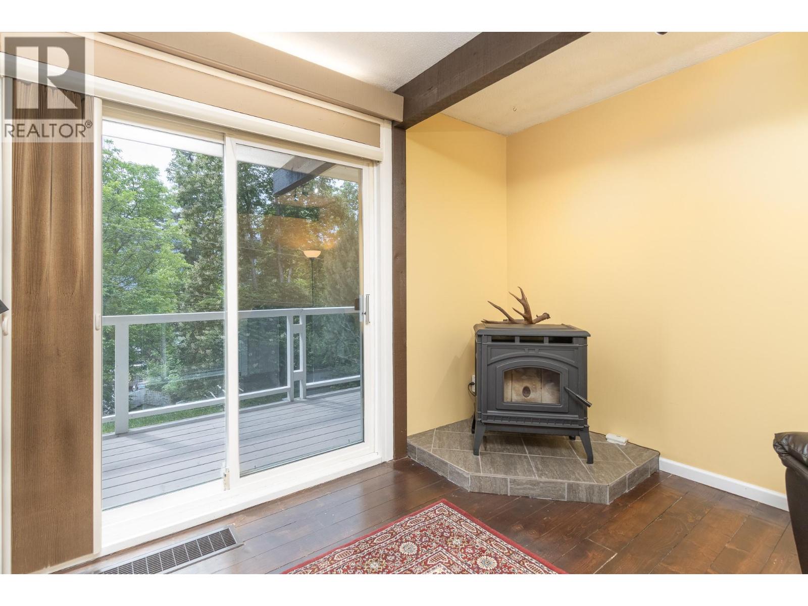 590 8 Street Se, Salmon Arm, British Columbia  V1E 4J8 - Photo 6 - 10388764