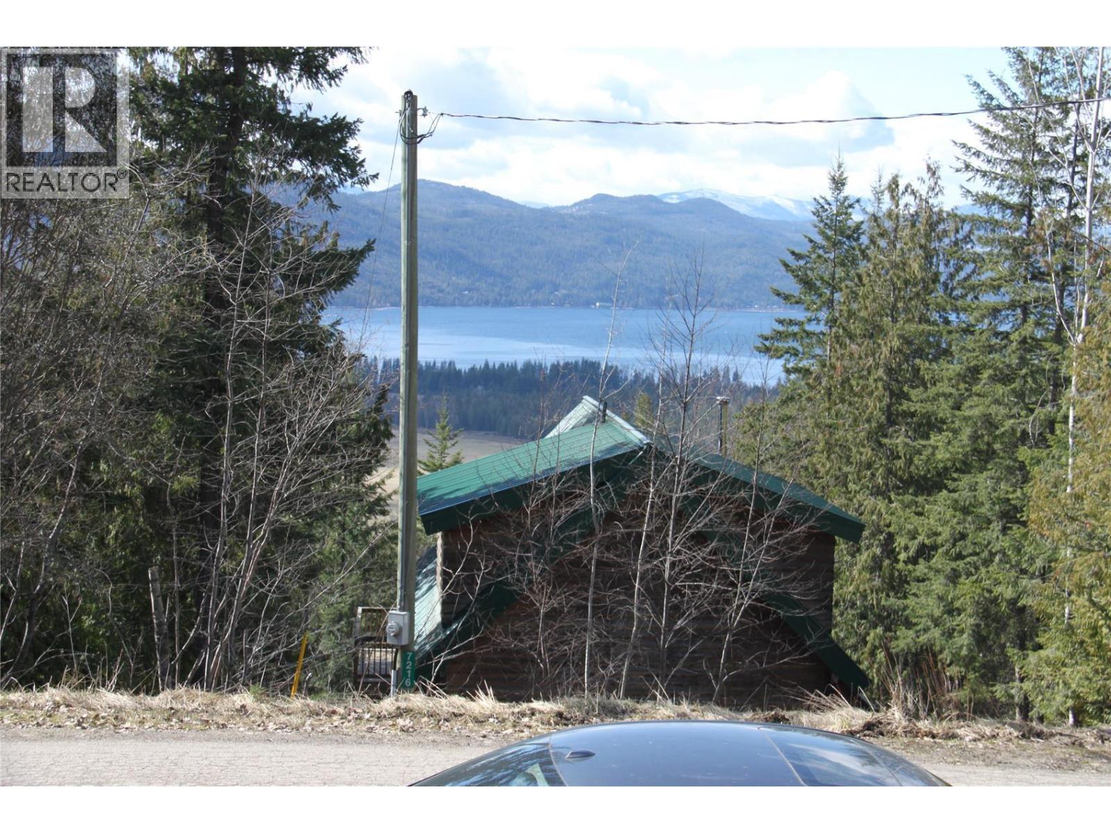 397 Aspen Road, Anglemont, British Columbia  V0E 1M8 - Photo 14 - 10389168
