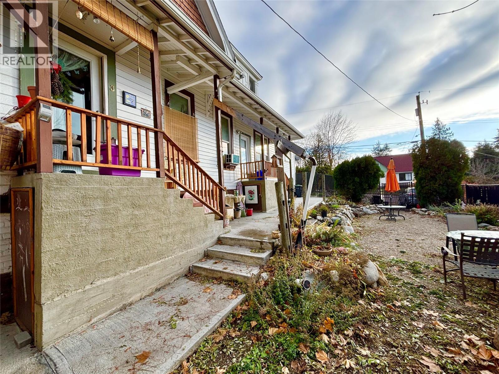2003 37 Avenue, Vernon, British Columbia  V1T 2W9 - Photo 16 - 10387848