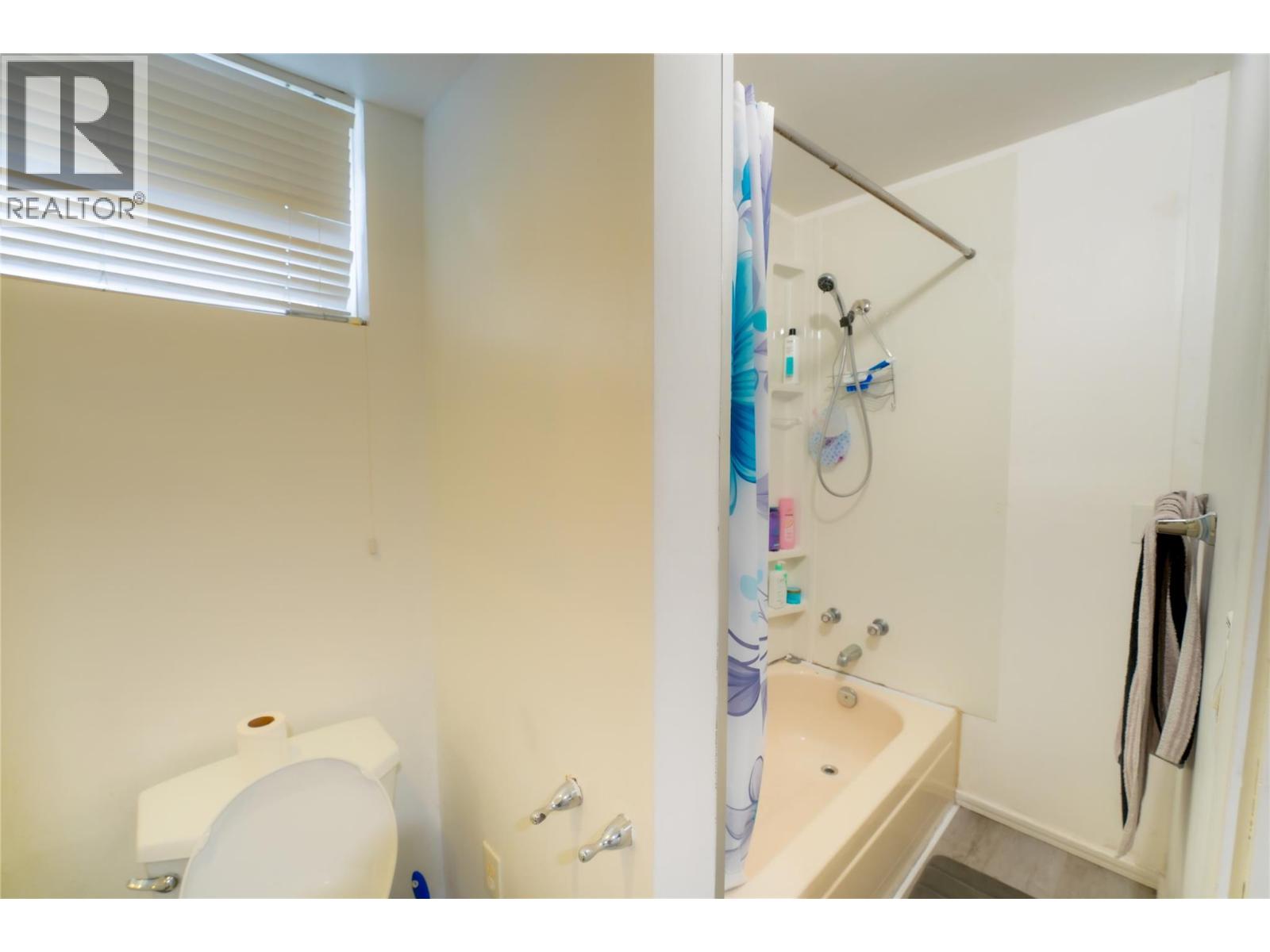 4204 Okanagan Avenue, Vernon, British Columbia  V1T 8R4 - Photo 12 - 10389200