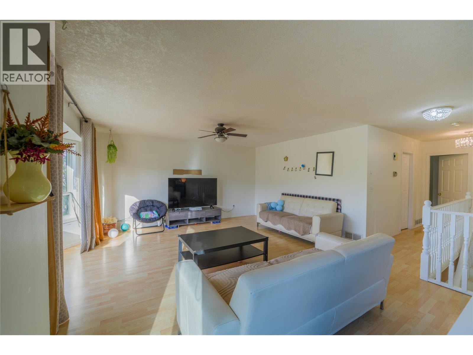 4204 Okanagan Avenue, Vernon, British Columbia  V1T 8R4 - Photo 17 - 10389200