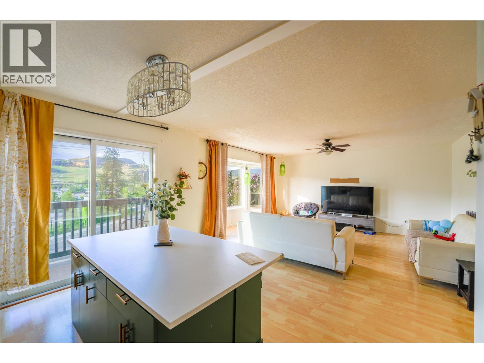 4204 Okanagan Avenue, Vernon, British Columbia  V1T 8R4 - Photo 20 - 10389200