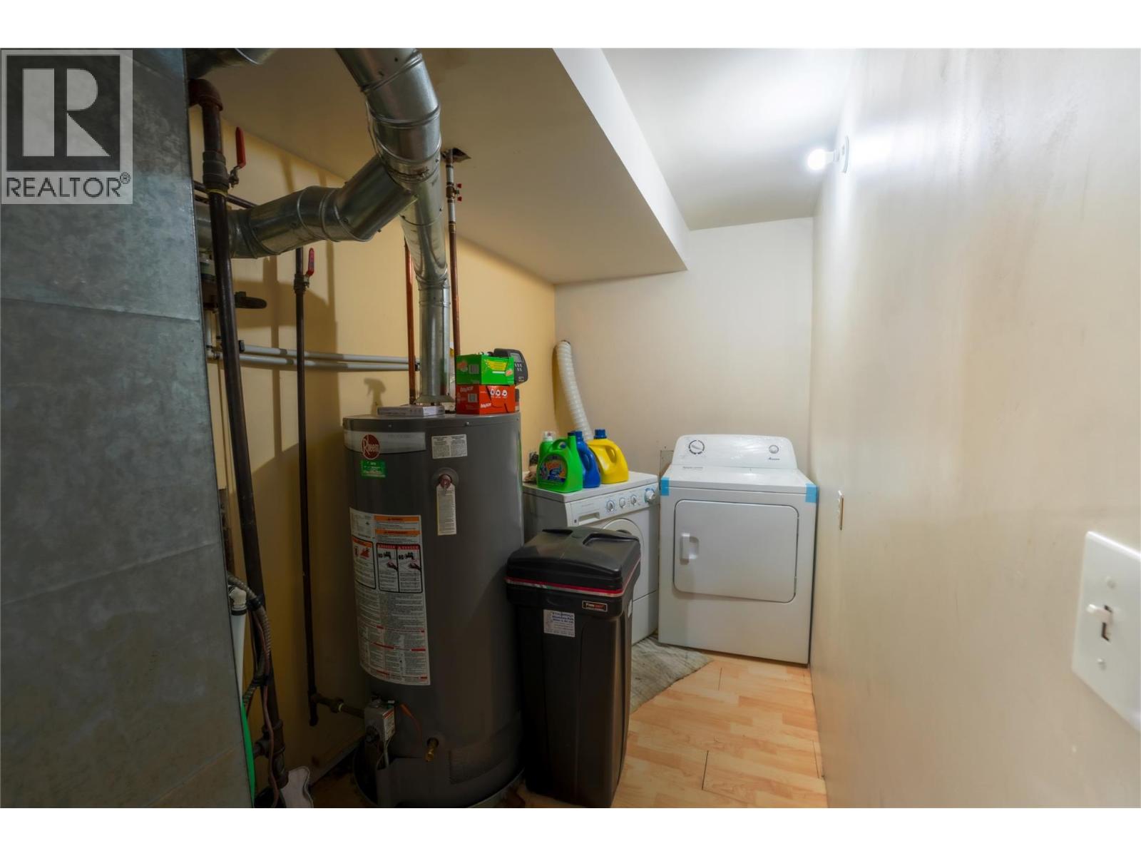 4204 Okanagan Avenue, Vernon, British Columbia  V1T 8R4 - Photo 8 - 10389200