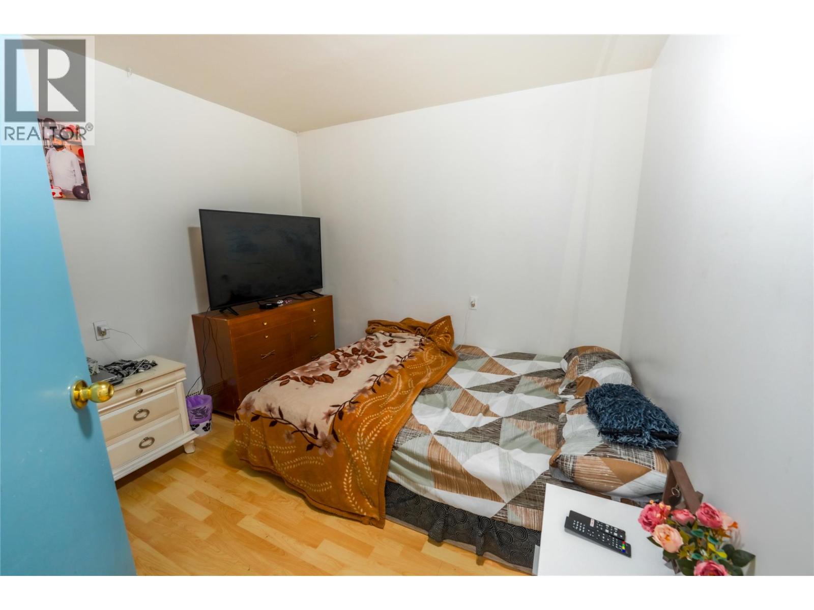 4204 Okanagan Avenue, Vernon, British Columbia  V1T 8R4 - Photo 9 - 10389200