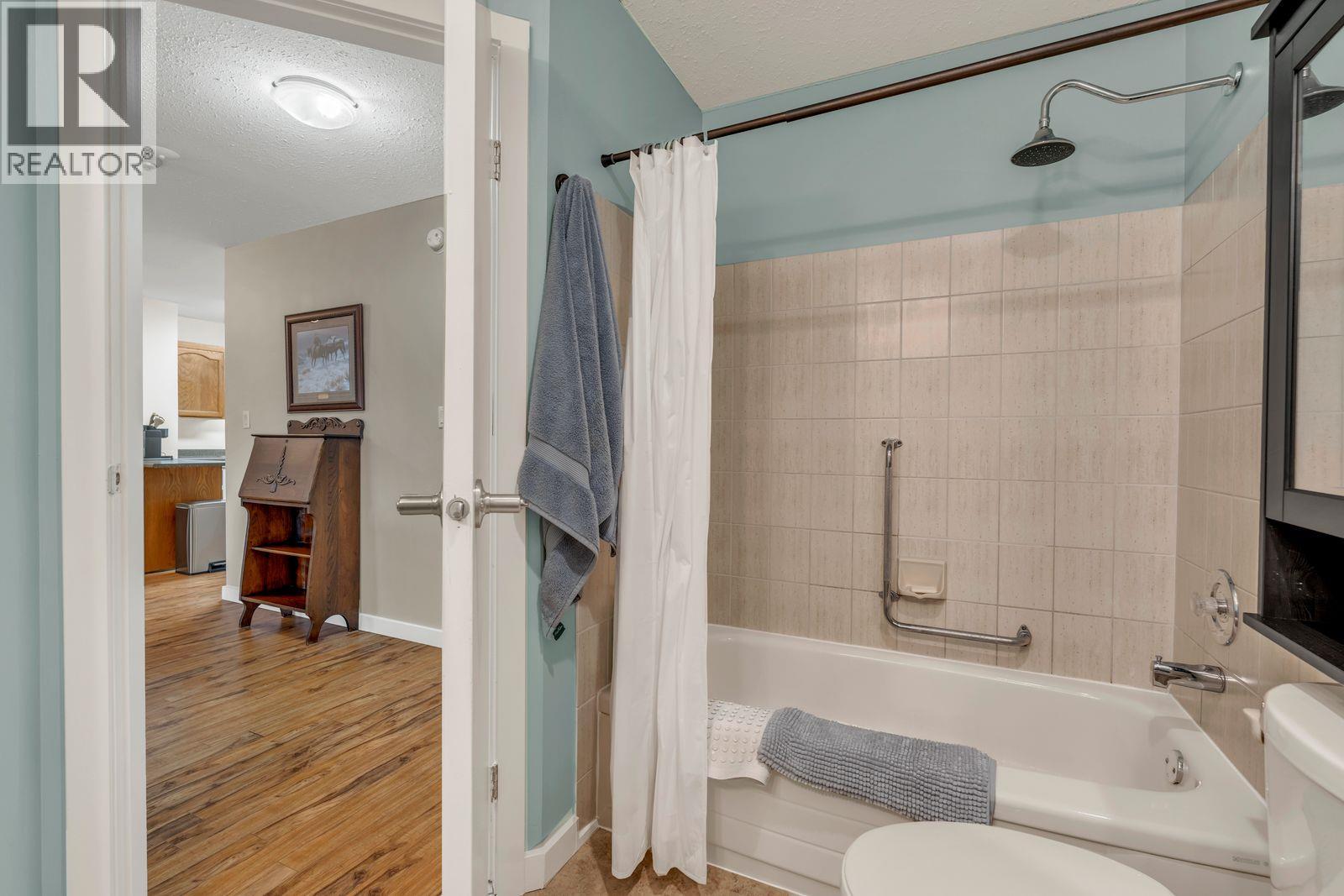 262 Kinney Avenue Unit# 313, Penticton, British Columbia  V2A 3N9 - Photo 14 - 10389195