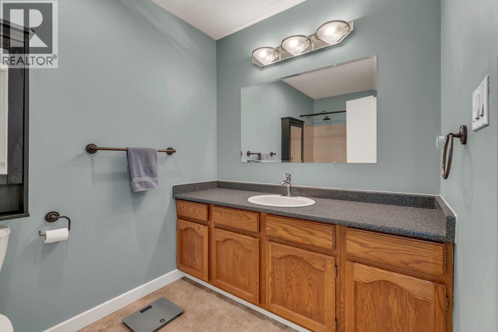 262 Kinney Avenue Unit# 313, Penticton, British Columbia  V2A 3N9 - Photo 15 - 10389195