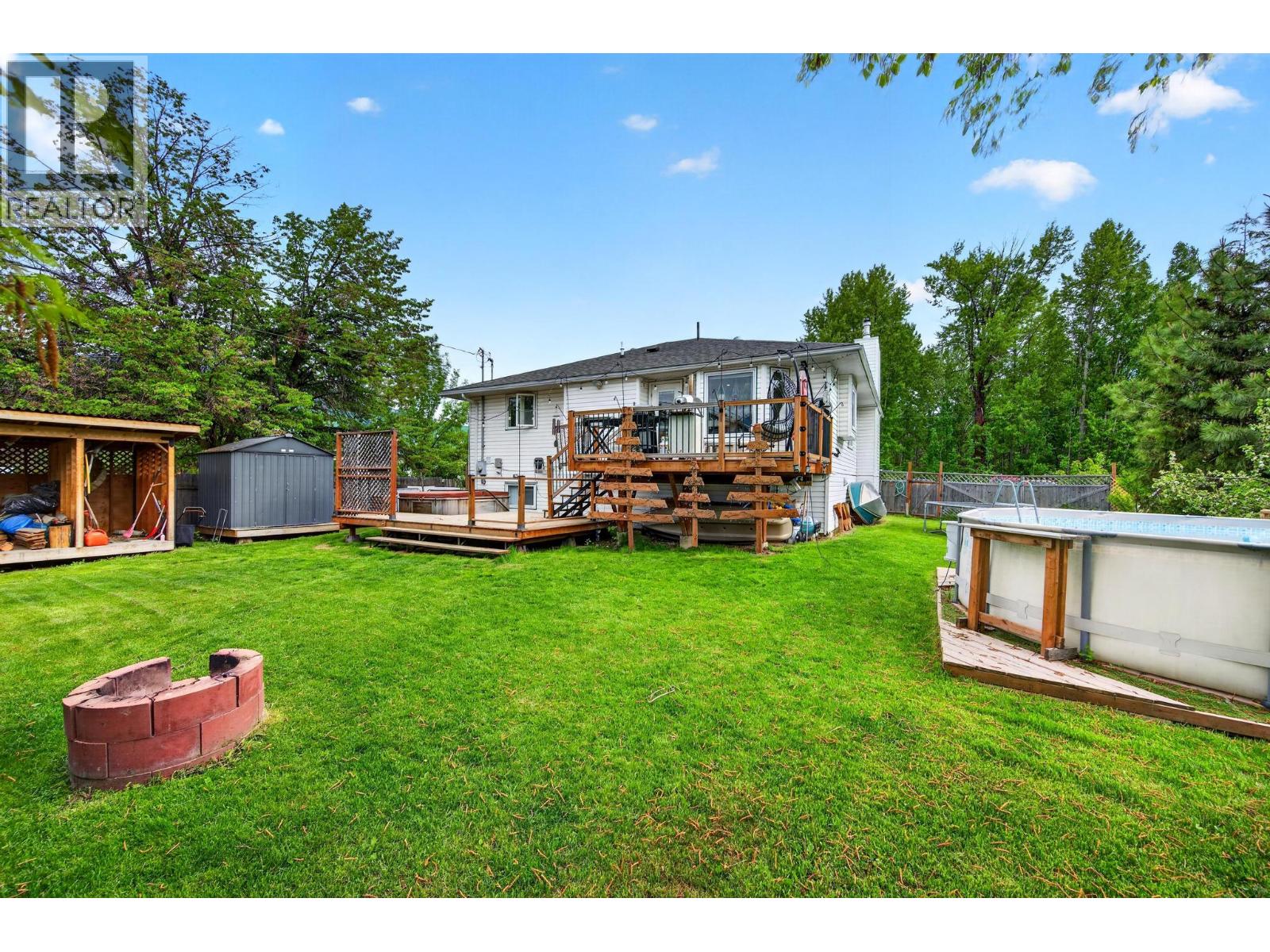 517 12th Street S, Golden, British Columbia  V0A 1H0 - Photo 3 - 10389215