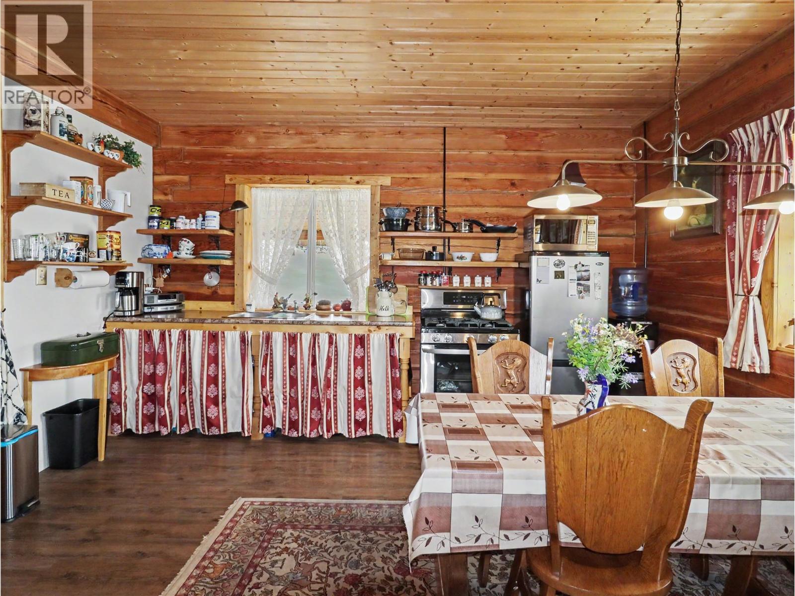 6730 Danshin Village Road, Grand Forks, British Columbia  V0H 1H5 - Photo 28 - 10389121