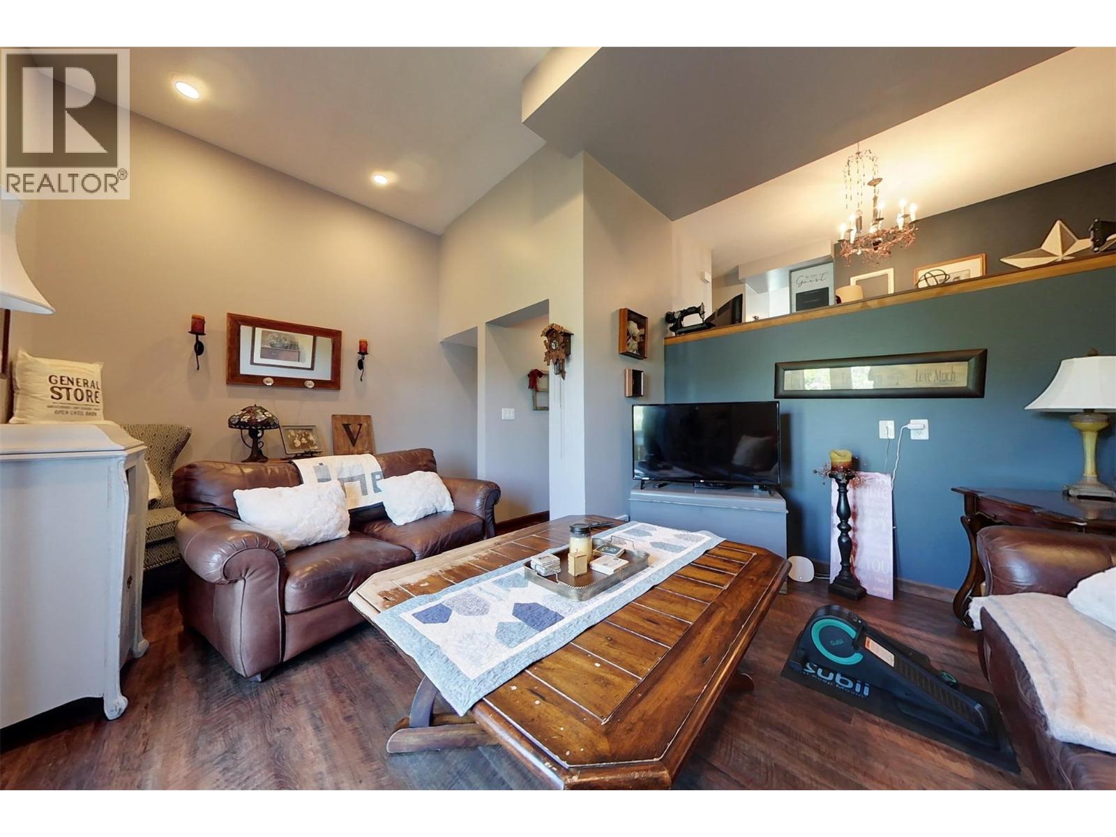 1840 Kelowna Crescent Unit# 3, Cranbrook, British Columbia  V1C 6L6 - Photo 5 - 10389244