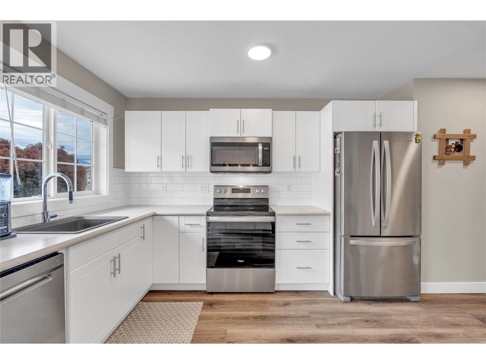 3145 Wilson Street Unit# 106, Penticton, British Columbia  V2A 5Y6 - Photo 4 - 10388912