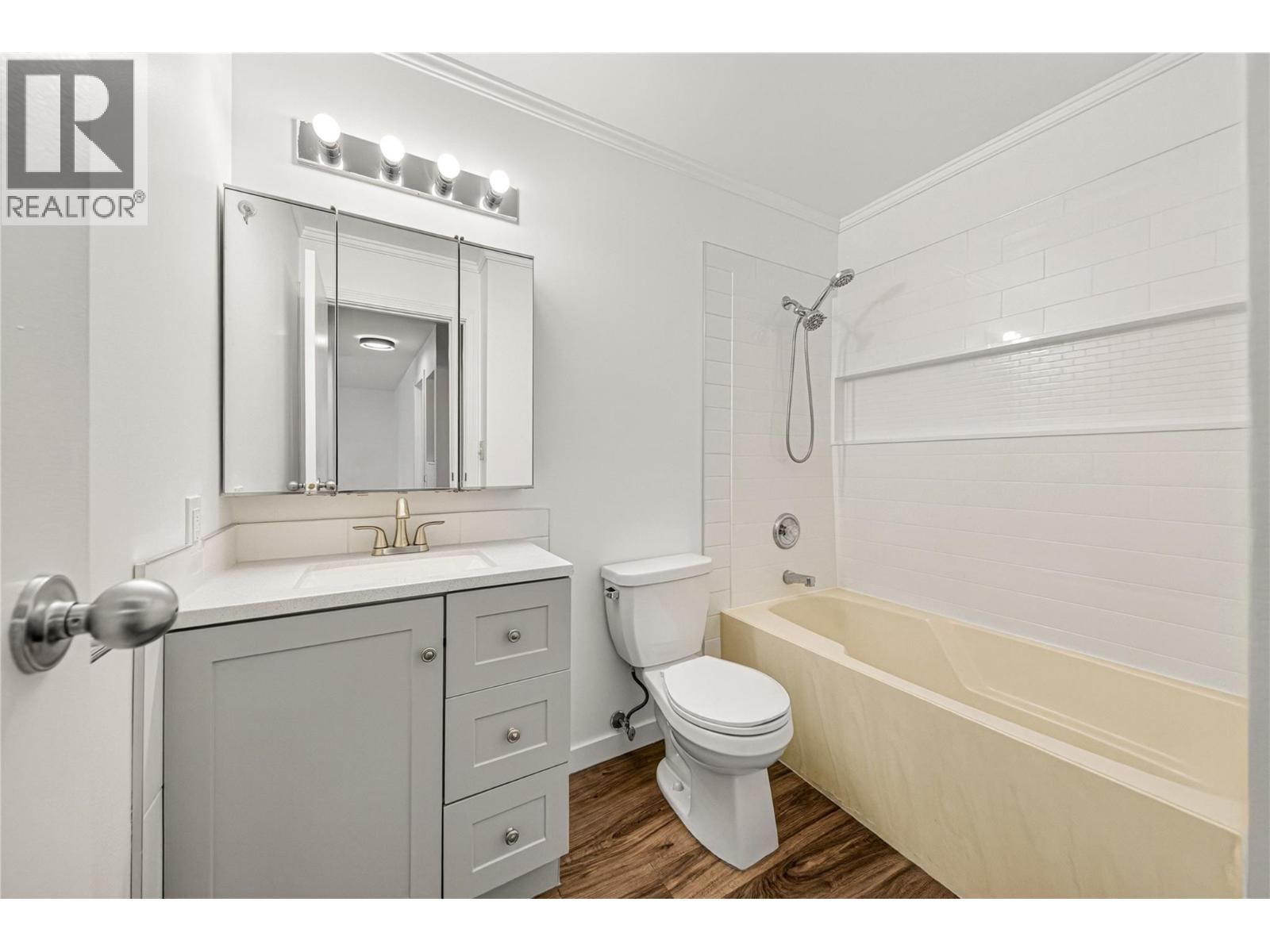 1299 Ponderosa Drive Unit# 301b, Sparwood, British Columbia  V0B 2G2 - Photo 10 - 10380501