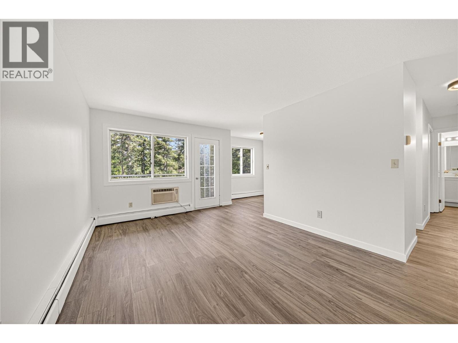 1299 Ponderosa Drive Unit# 301b, Sparwood, British Columbia  V0B 2G2 - Photo 3 - 10380501