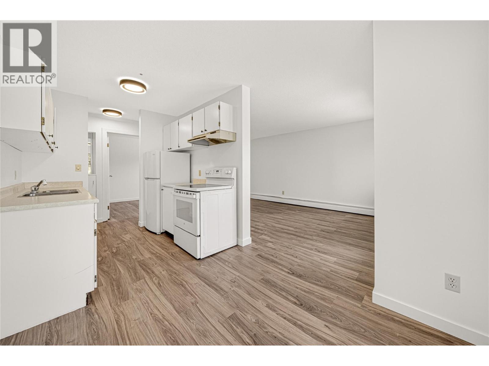 1299 Ponderosa Drive Unit# 301b, Sparwood, British Columbia  V0B 2G2 - Photo 7 - 10380501