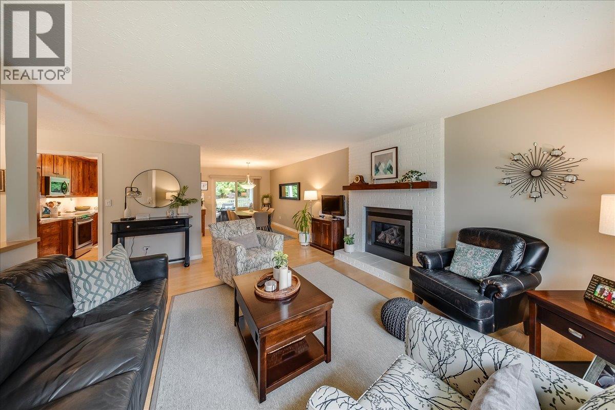 2321 Mcbride Street, Trail, British Columbia  V1R 3A6 - Photo 13 - 10389043