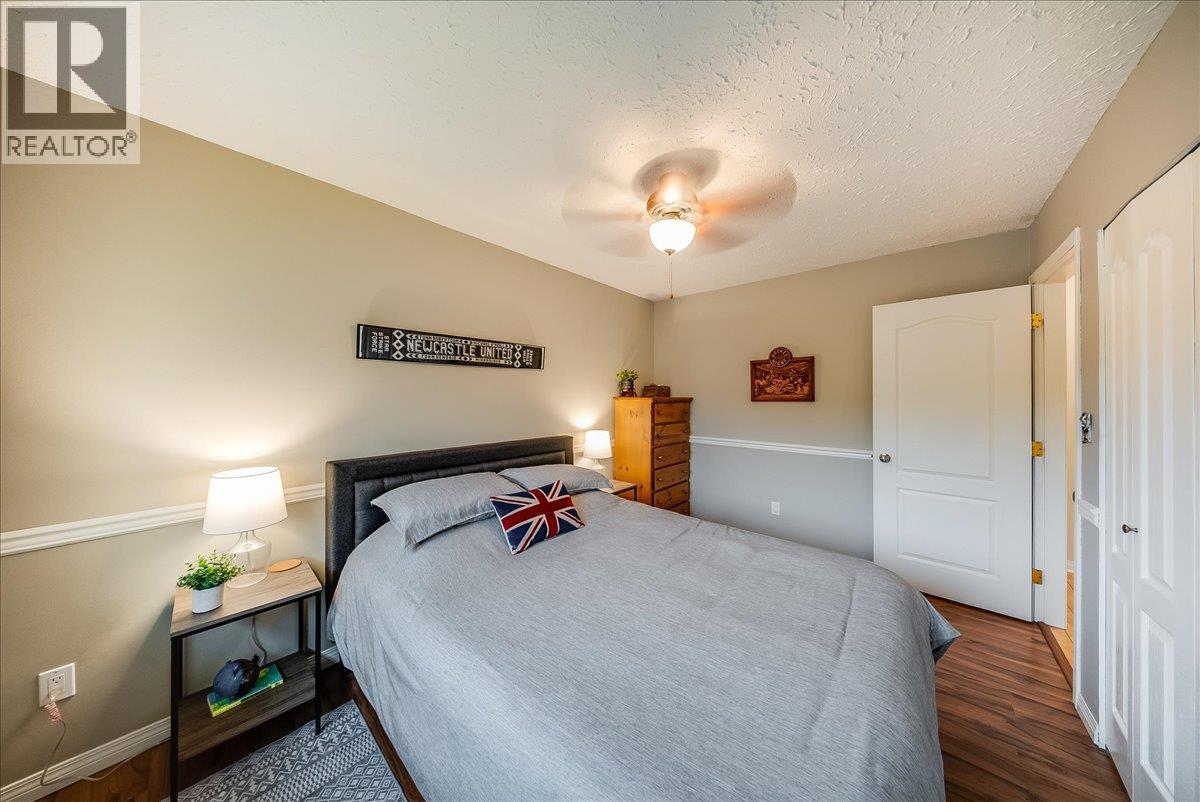 2321 Mcbride Street, Trail, British Columbia  V1R 3A6 - Photo 35 - 10389043