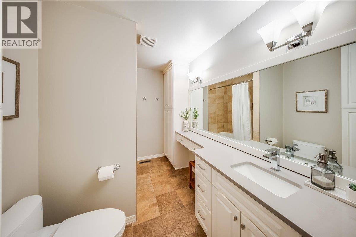 2321 Mcbride Street, Trail, British Columbia  V1R 3A6 - Photo 37 - 10389043