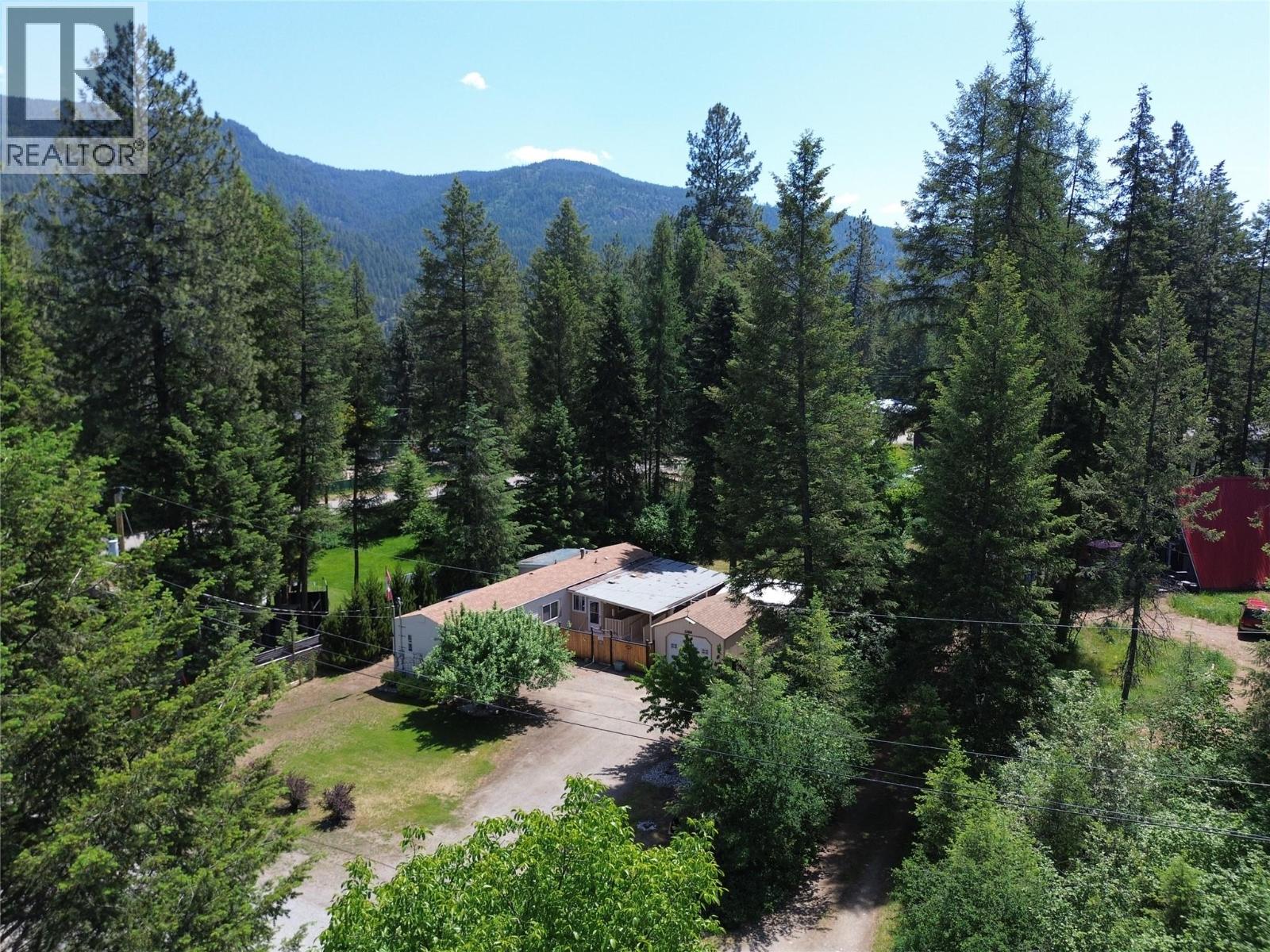 1558 Thompson Road, Christina Lake, British Columbia  V0H 1E0 - Photo 58 - 10389074