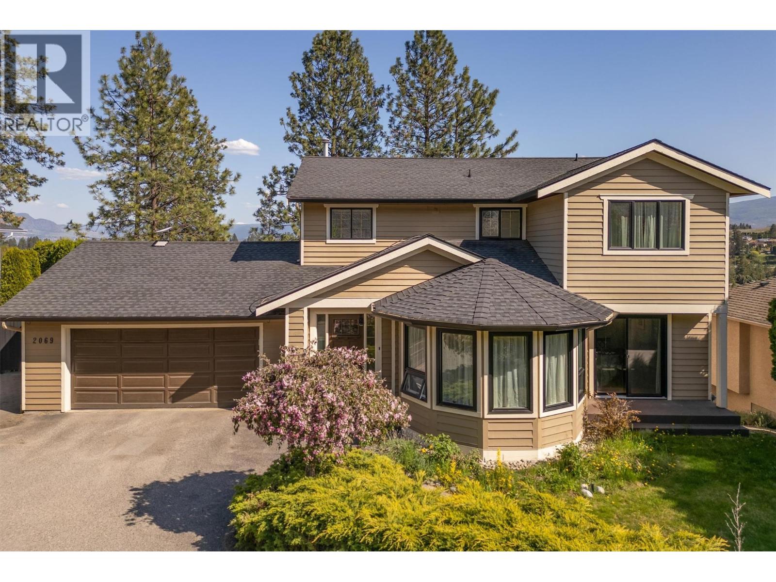 2069 Horizon Drive, West Kelowna, British Columbia  V1Z 3N4 - Photo 3 - 10389159