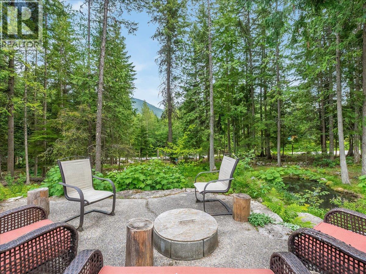 2287 Crystal Springs Road, Nelson, British Columbia  V1L 6K4 - Photo 26 - 10389001