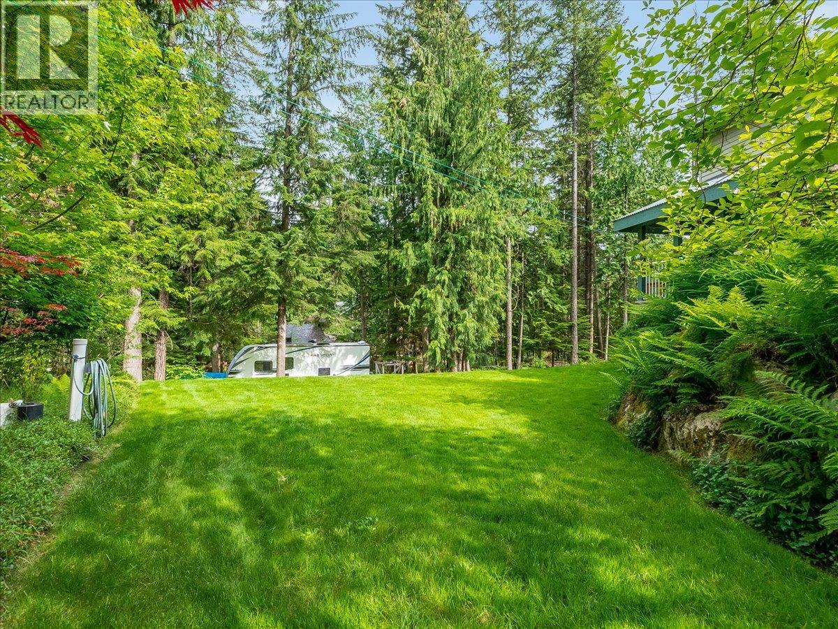 2287 Crystal Springs Road, Nelson, British Columbia  V1L 6K4 - Photo 31 - 10389001