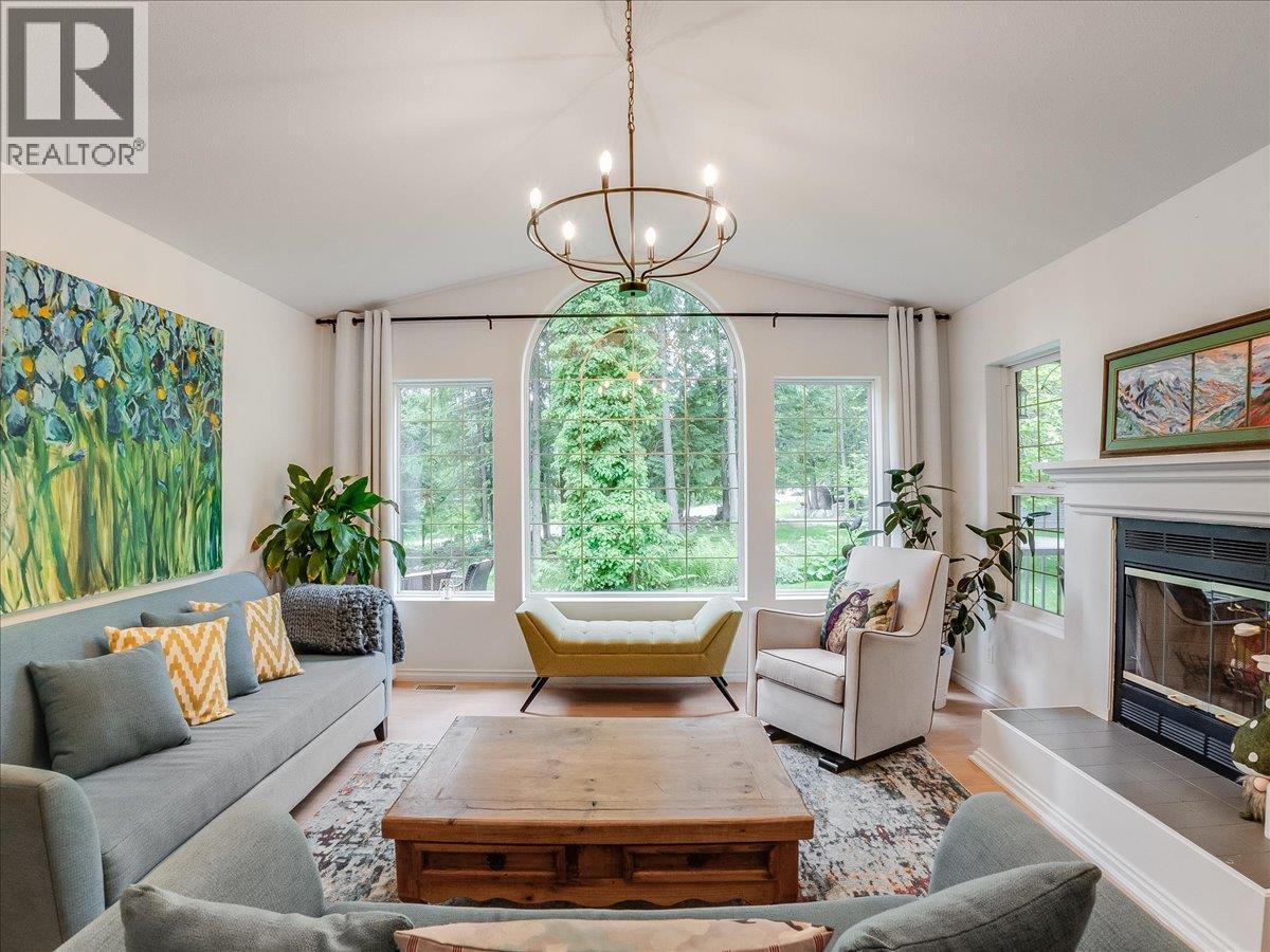 2287 Crystal Springs Road, Nelson, British Columbia  V1L 6K4 - Photo 4 - 10389001