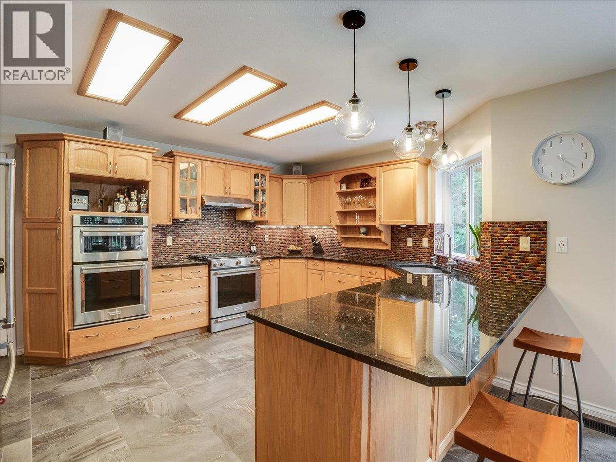 2287 Crystal Springs Road, Nelson, British Columbia  V1L 6K4 - Photo 5 - 10389001