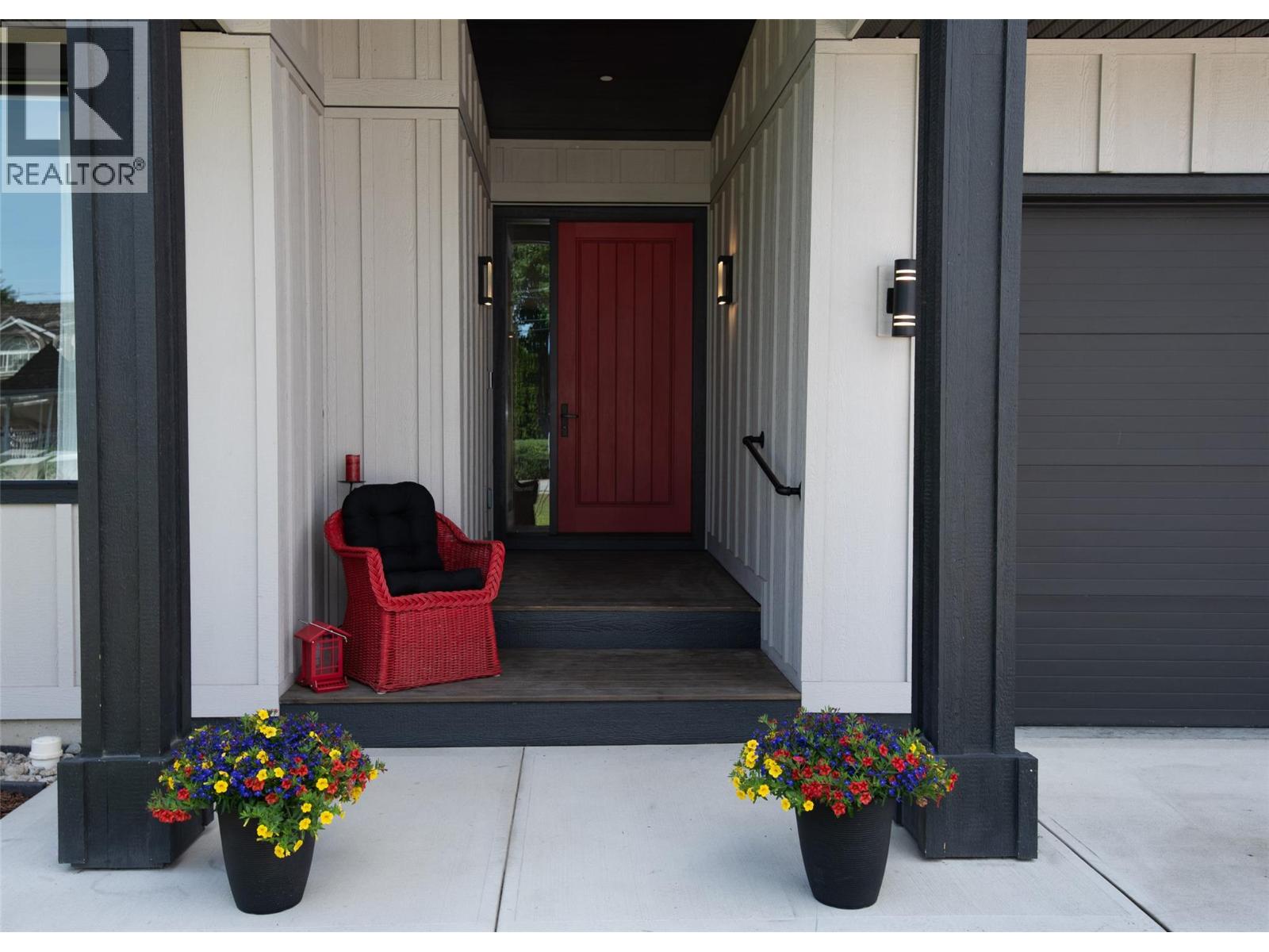 2311 Thornber Street, Summerland, British Columbia  V0H 1Z9 - Photo 4 - 10389250