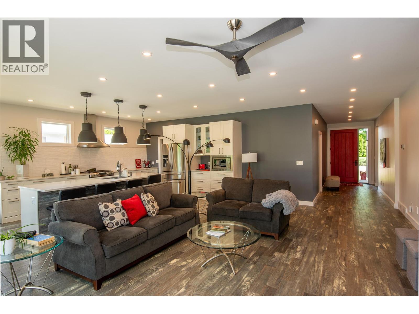2311 Thornber Street, Summerland, British Columbia  V0H 1Z9 - Photo 5 - 10389250