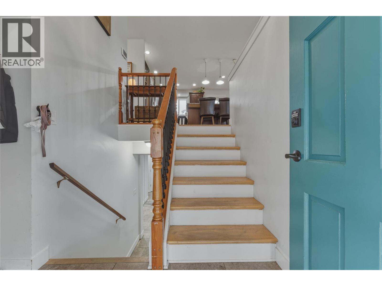 4101 35 A Street, Vernon, British Columbia  V1T 6C7 - Photo 3 - 10389031