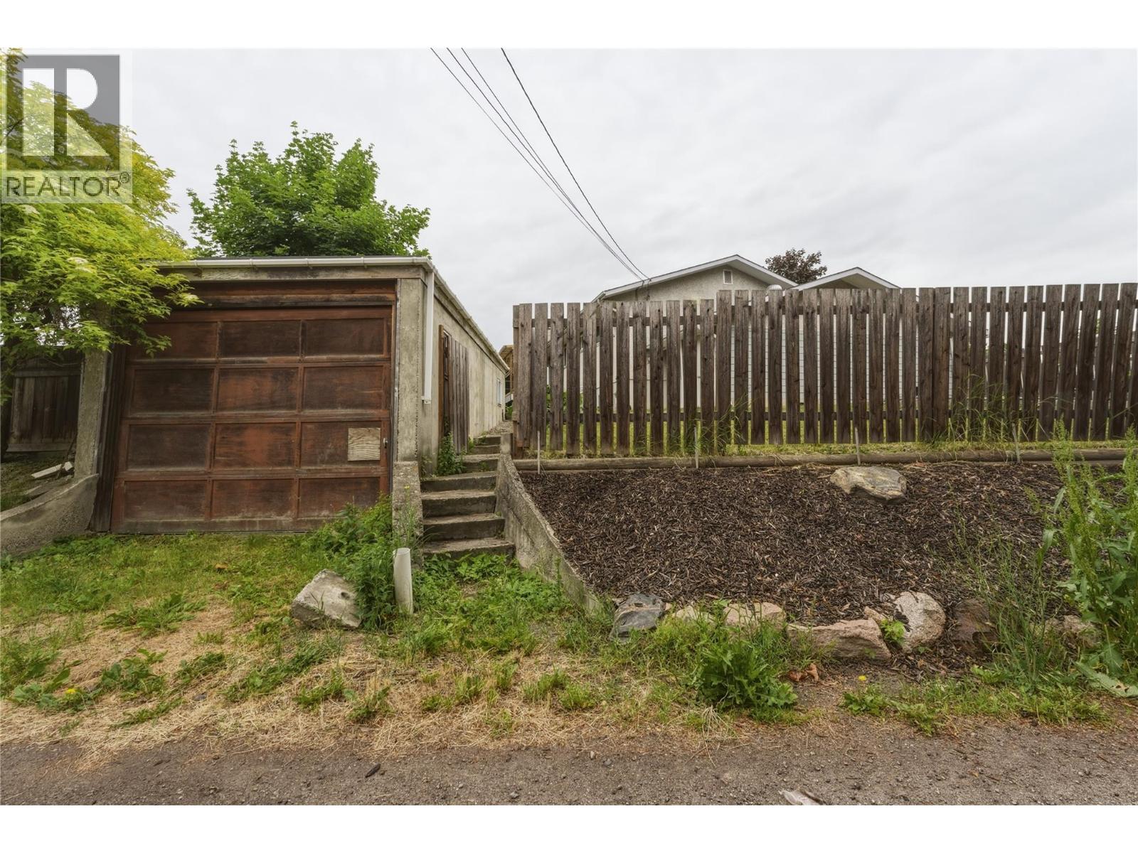 4101 35 A Street, Vernon, British Columbia  V1T 6C7 - Photo 44 - 10389031