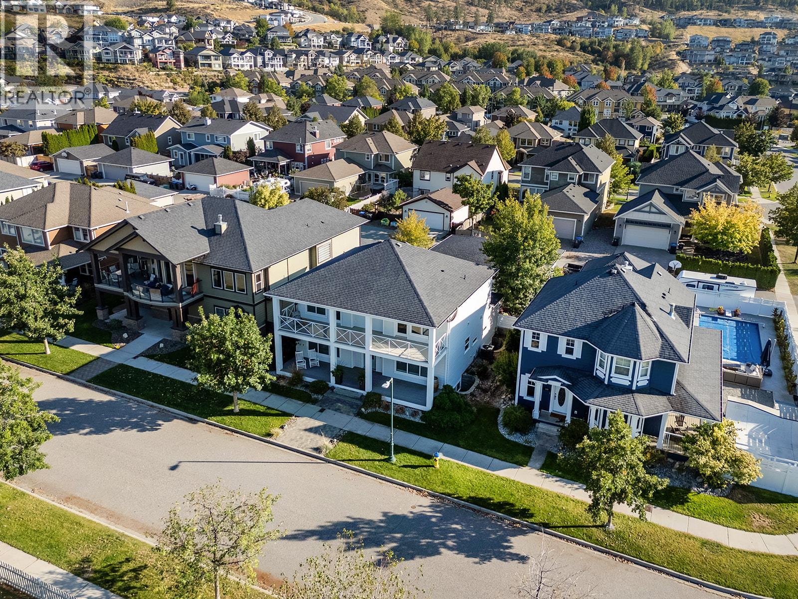 311 Providence Avenue, Kelowna, British Columbia  V1W 5C1 - Photo 3 - 10387758