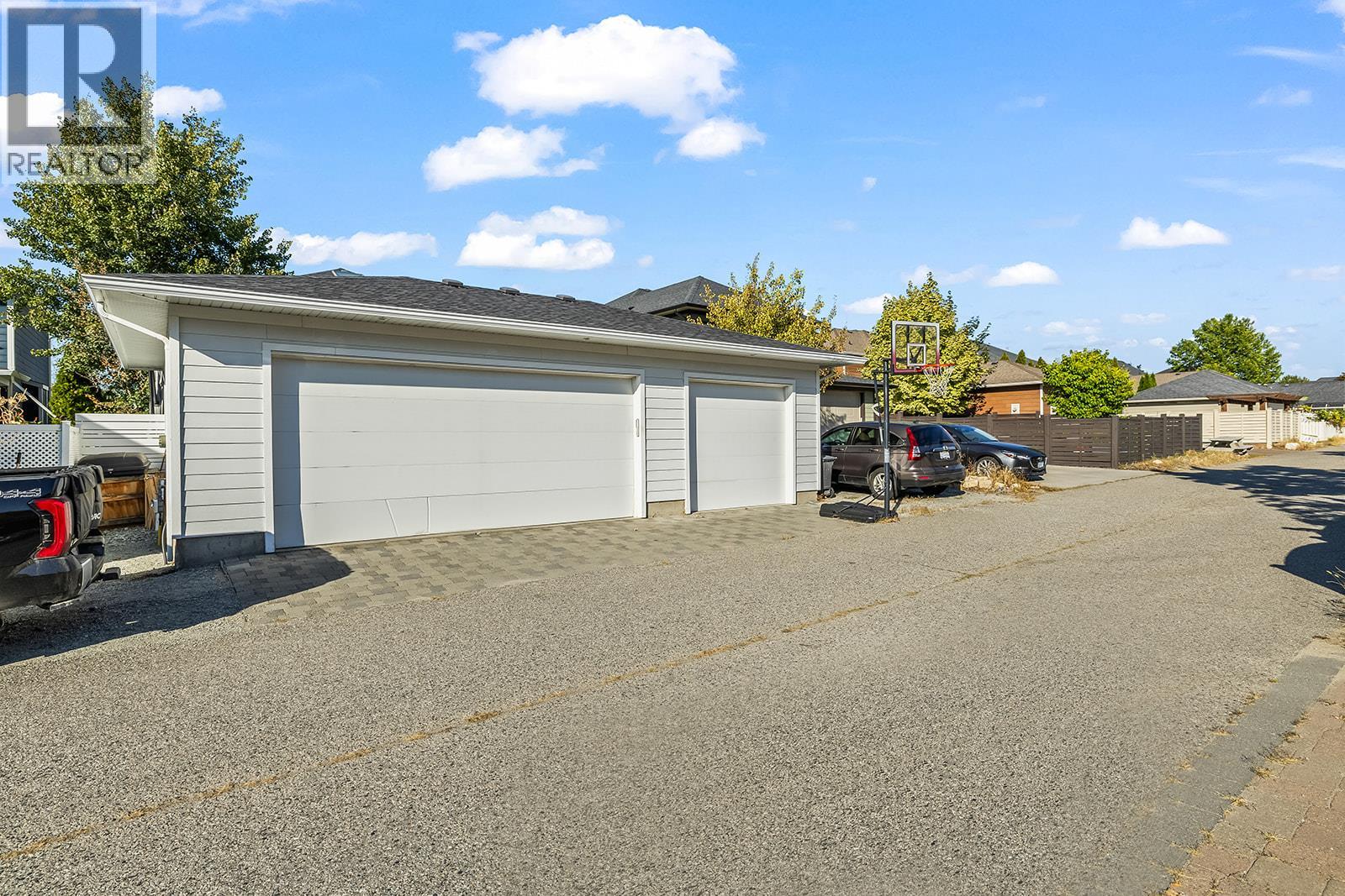 311 Providence Avenue, Kelowna, British Columbia  V1W 5C1 - Photo 59 - 10387758