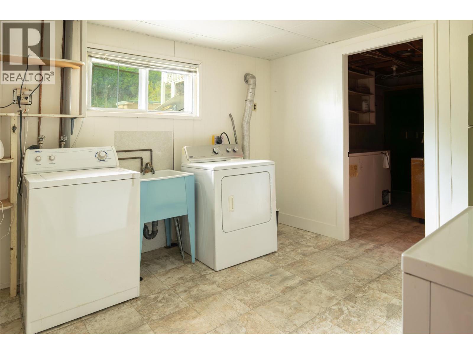 1738 Smithson Drive, Kelowna, British Columbia  V1Y 4E3 - Photo 26 - 10389151