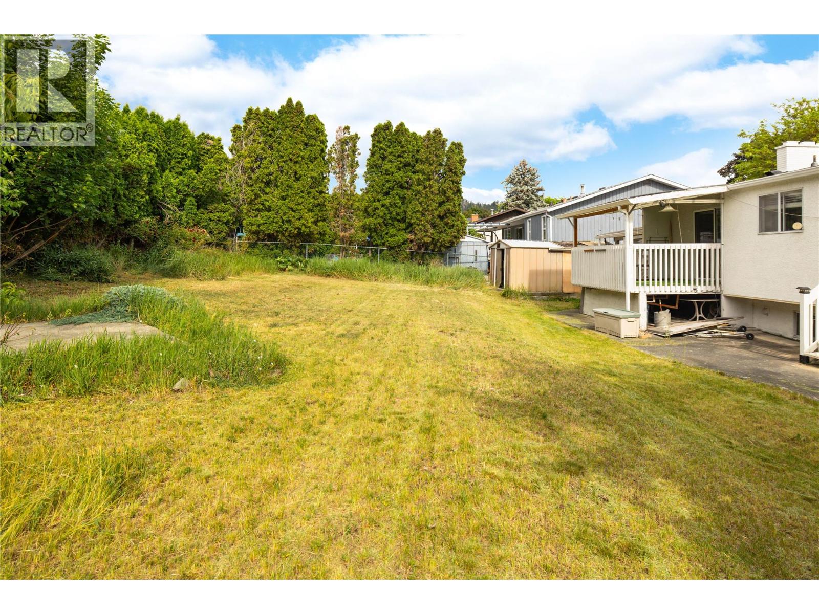 1738 Smithson Drive, Kelowna, British Columbia  V1Y 4E3 - Photo 42 - 10389151