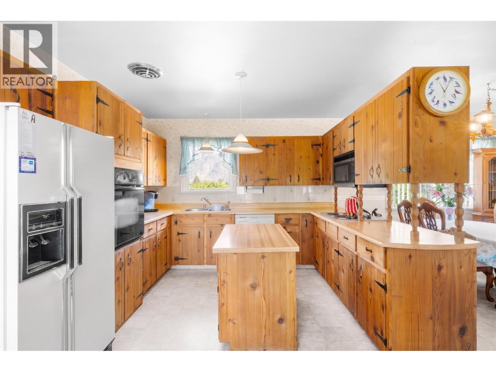 5231 Lakeshore Drive, Osoyoos, British Columbia  V0H 1V6 - Photo 26 - 10388312