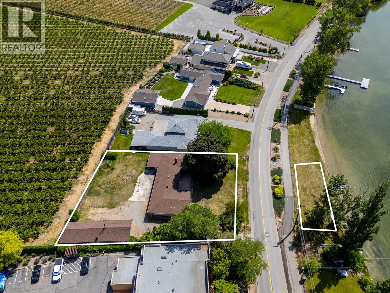 5231 Lakeshore Drive, Osoyoos, British Columbia  V0H 1V6 - Photo 4 - 10388312