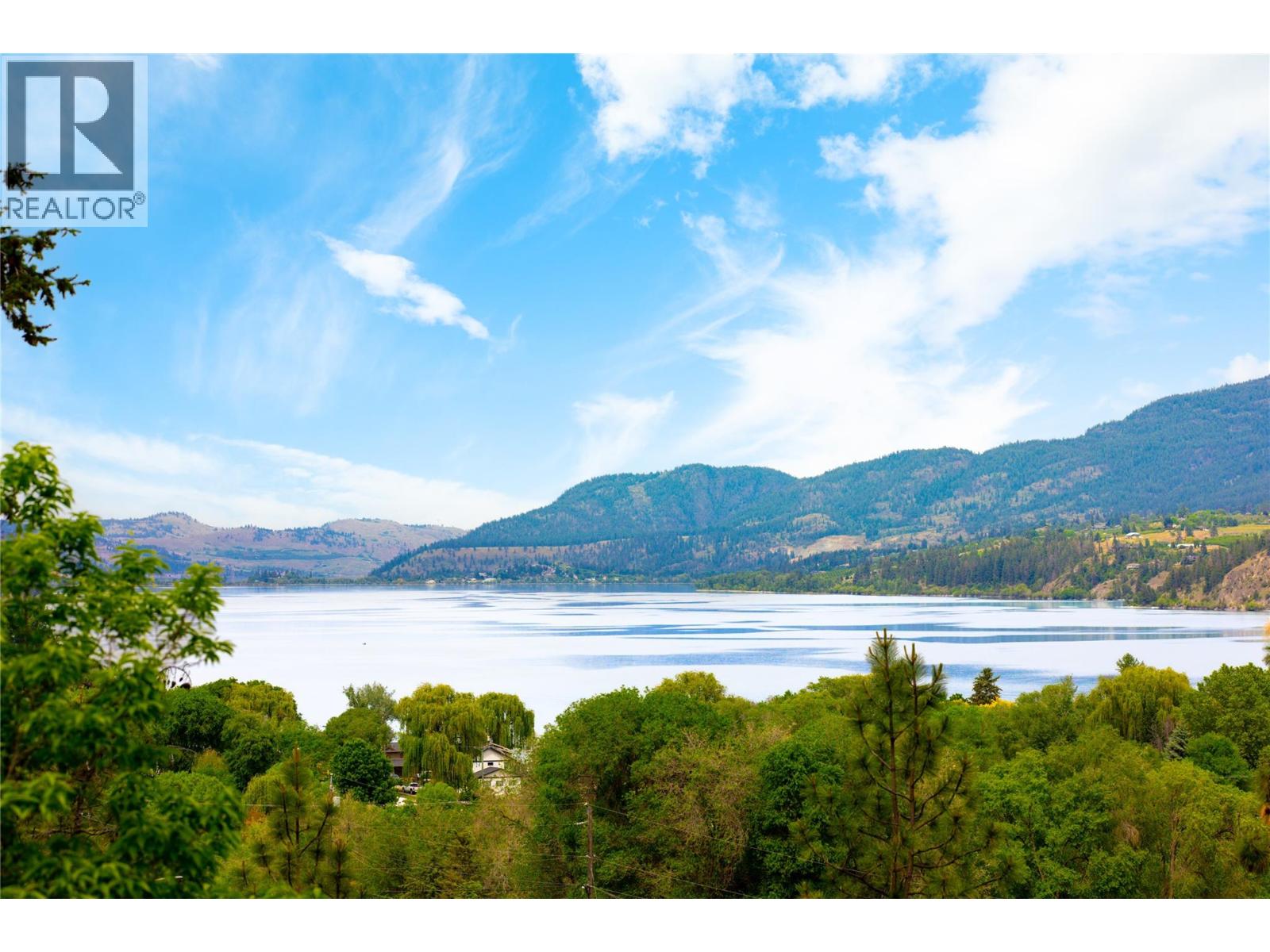 11251 Roberts Road, Kelowna, British Columbia  V4V 1L5 - Photo 2 - 10388207