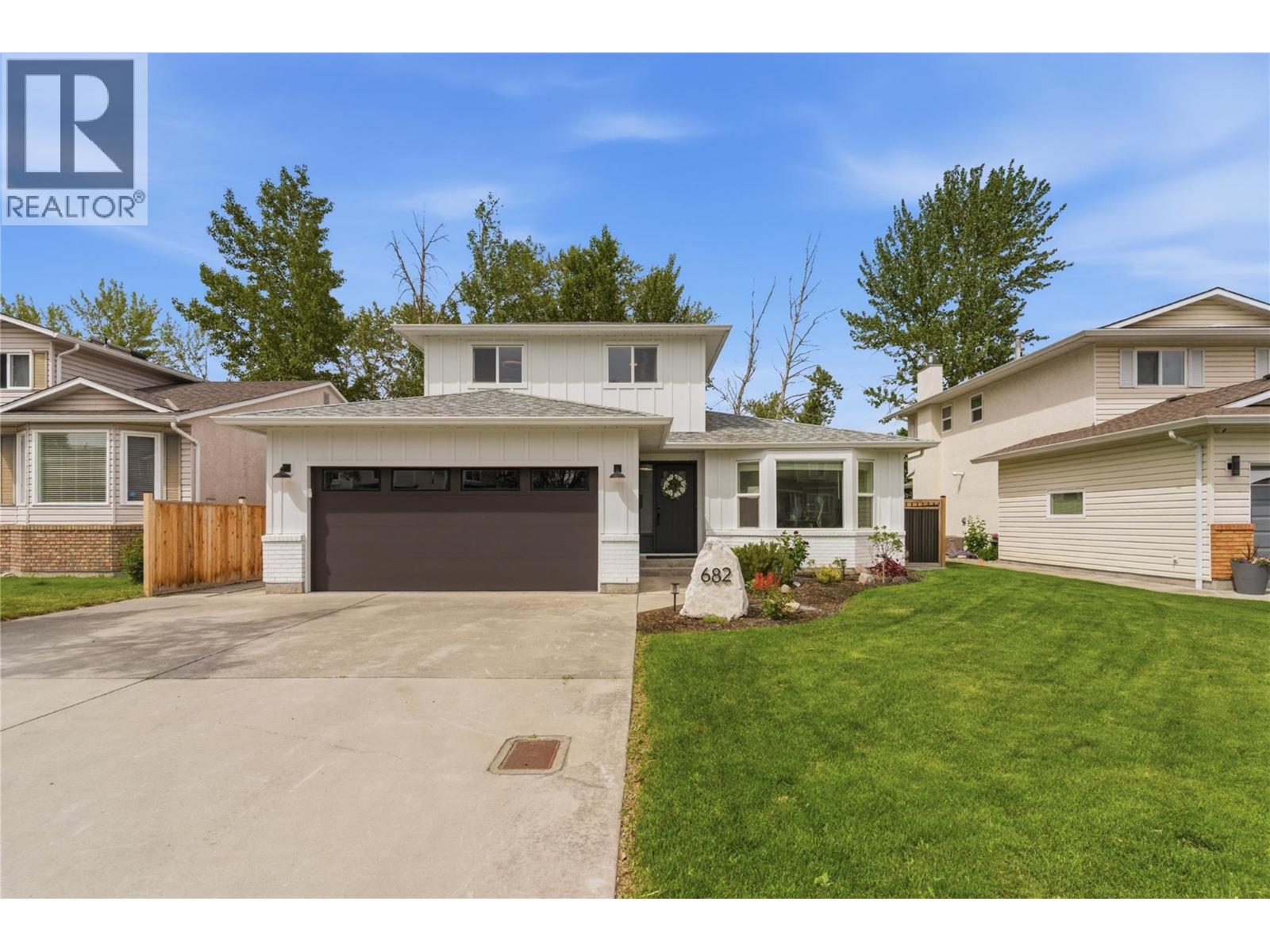 682 Cook Road, Kelowna, British Columbia  V1W 3G7 - Photo 2 - 10388160