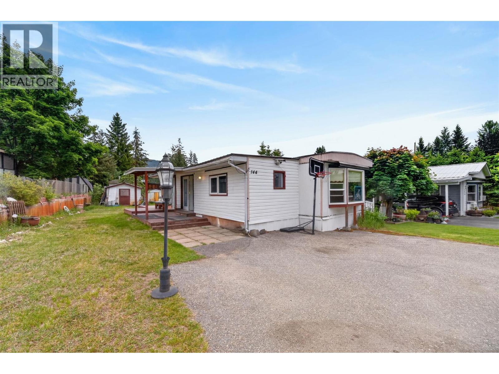 2500 97b Highway Se Unit# 144, Salmon Arm, British Columbia  V1E 1C2 - Photo 8 - 10388997