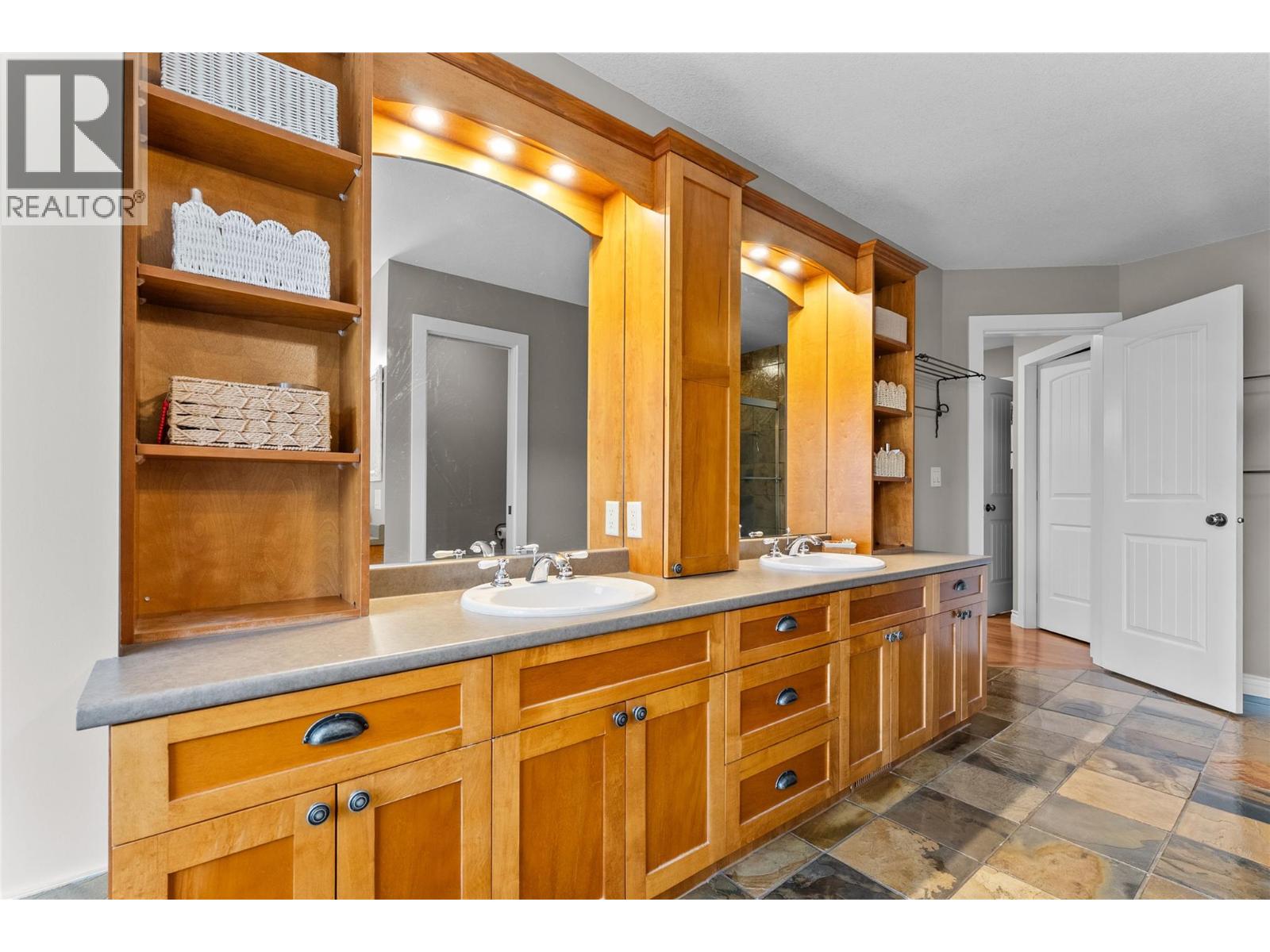 4140 Seddon Road, Kelowna, British Columbia  V1W 4C9 - Photo 23 - 10389191