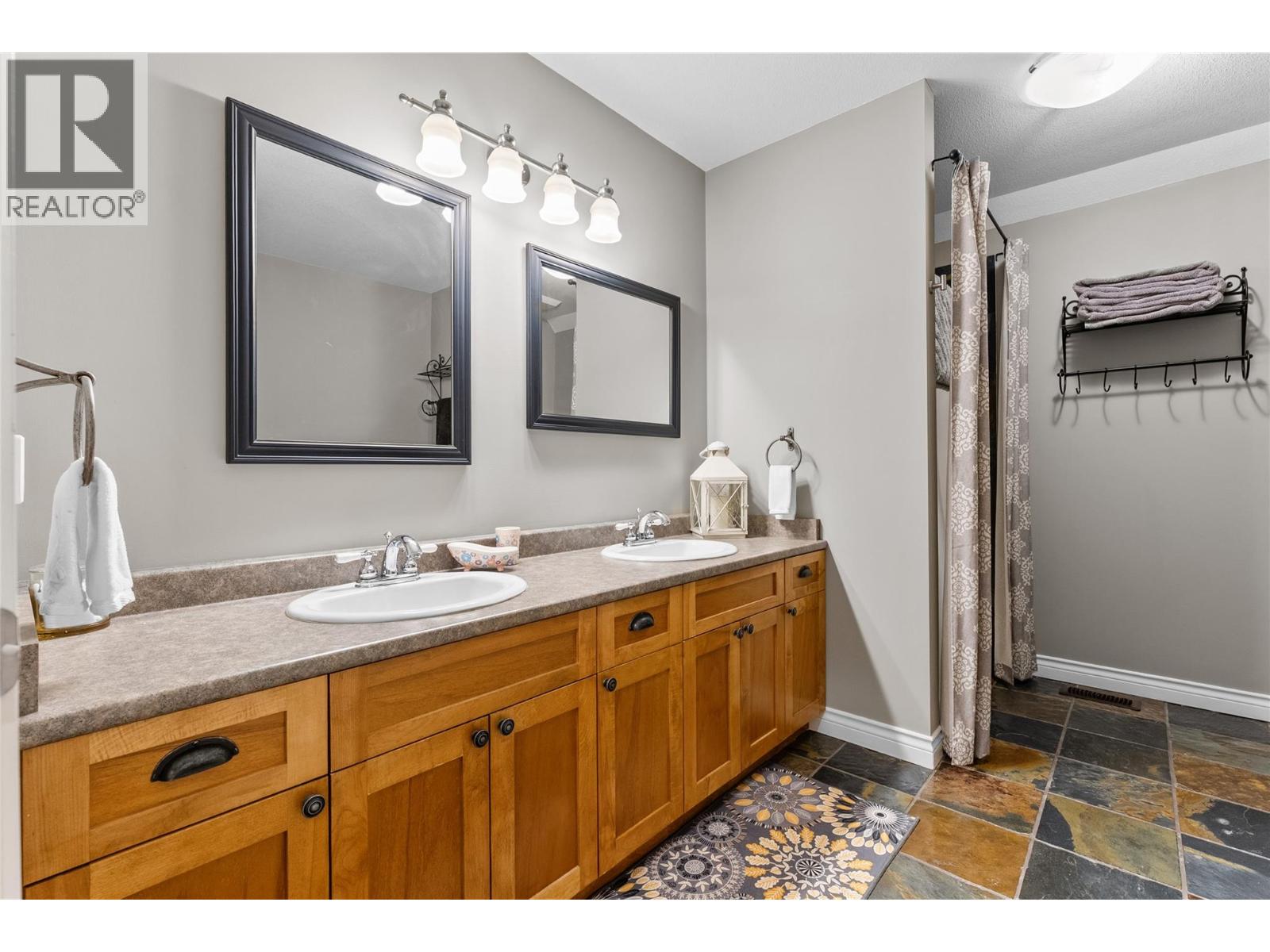 4140 Seddon Road, Kelowna, British Columbia  V1W 4C9 - Photo 25 - 10389191