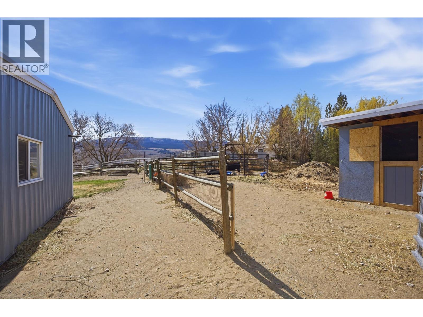 6857 Valley Road, Kamloops, British Columbia  V0K 2P0 - Photo 46 - 10389136